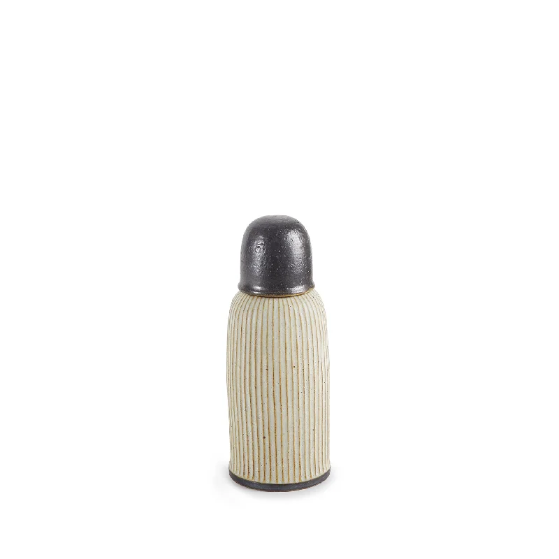 #14 Medium Pleated Water Bottle with Lid